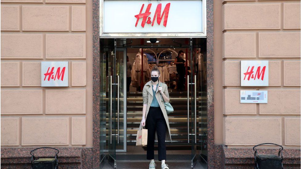 Zdaj še H&M z globo v višini 35 MIO EUR informacije za posameznika, obdelava, videonadzor